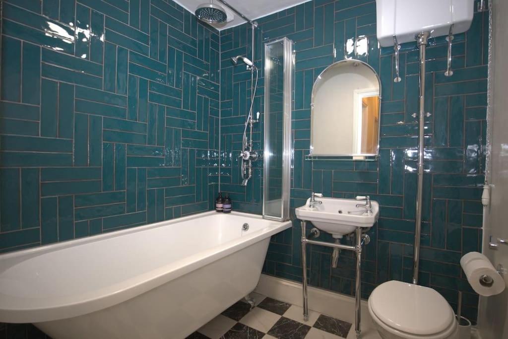 Seagulls Nest- Stylish 1 Bed Seafront Apartment Hastings Exterior photo