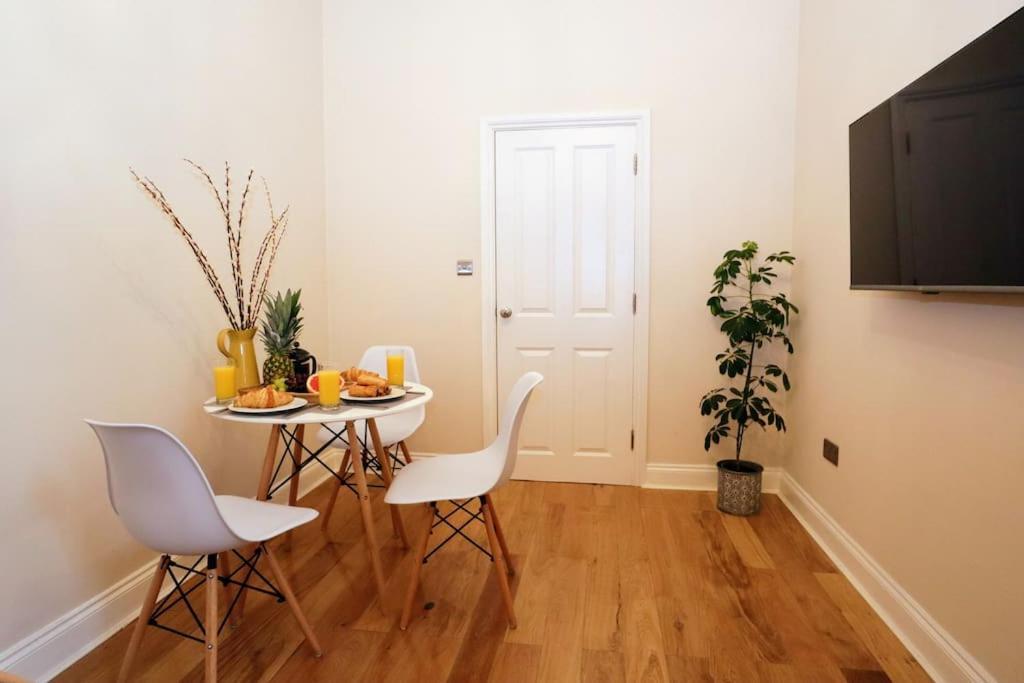 Seagulls Nest- Stylish 1 Bed Seafront Apartment Hastings Exterior photo